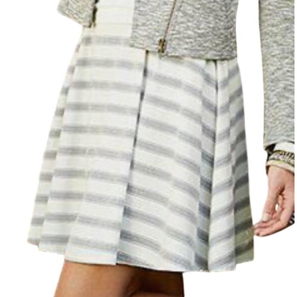 MATILDA JANE Hello Lovely SIMPLY STRIPE SKATER SKIRT Gray/White PLEATS Pockets L